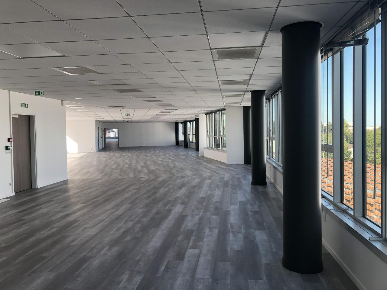 Bureau Saint-Denis 5296m² Location bureau Saint-Denis Seine-Saint-Denis OLBUR2106965 2